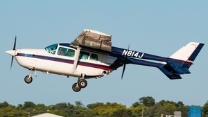 Photo of N814J - Cessna 337B Super Skymaster operated by Private