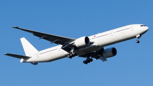 Photo of TC-LKF - Boeing 777-31H(ER) operated by Turkish Airlines