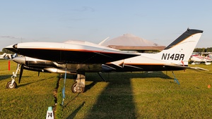 Photo of N14BR - Cessna 310K operated by Private