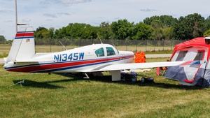 Photo of N1345W - Mooney M20C Mark 21 operated by Private