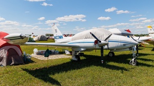 Photo of N123MN - Cessna 310Q operated by Private