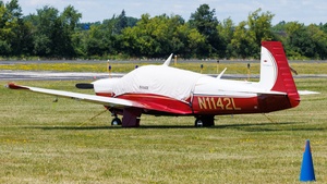 Photo of N1142L - Mooney M20J 201 operated by Private