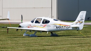 Photo of N927SF - Cirrus SR22 G2 operated by Private