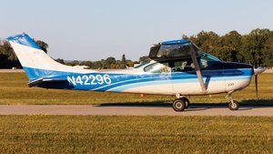 N42296 - Cessna 182L Skylane