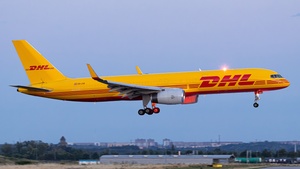 Photo of OE-LNX - Boeing 757-223(PCF) operated by DHL Air Austria