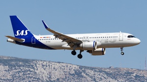 Photo of EI-SIZ - Airbus A320-251N operated by SAS Connect