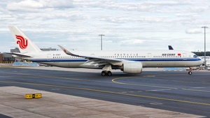 Photo of B-326Y - Airbus A350-941 operated by Air China