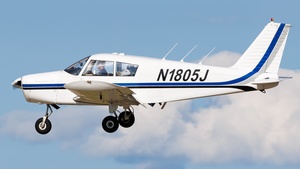 Photo of N1805J - Piper PA-28-140 Cherokee operated by Private