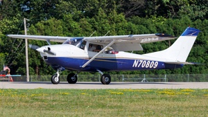 Photo of N70809 - Cessna 182M Skylane operated by Private