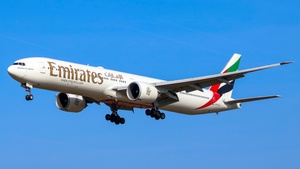 A6-ECQ - Boeing 777-31H(ER)