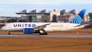 Photo of N27908 - Boeing 787-8 Dreamliner operated by United Airlines