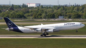 Photo of D-AIGT - Airbus A340-313 operated by Lufthansa