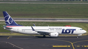 Photo of SP-LVP - Boeing 737 MAX 8 operated by LOT Polish Airlines