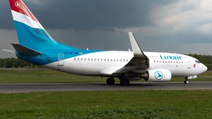 Photo of LX-LBT - Boeing 737-7K2 operated by Luxair