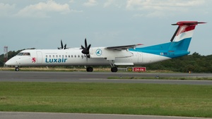 Photo of LX-LGE - Bombardier DHC-8-402 Dash 8 Q400 operated by Luxair