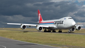 Photo of LX-VCE - Boeing 747-8R7F operated by Cargolux