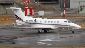 Photo of CS-PHK - Embraer Phenom 300 operated by NetJets Europe