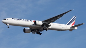 Photo of F-GSQG - Boeing 777-328(ER) operated by Air France