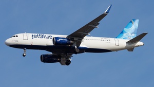 Photo of N827JB - Airbus A320-232 operated by jetBlue Airways