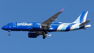 N3251J - Airbus A220-300