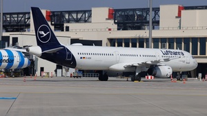 D-AISH - Airbus A321-231
