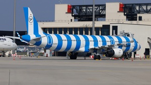 D-ATCF - Airbus A321-211