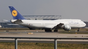 D-ABYS - Boeing 747-830