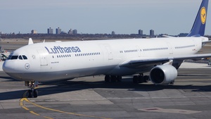 D-AIHZ - Airbus A340-642