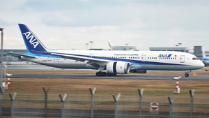 Photo of JA895A - Boeing 787-9 Dreamliner operated by ANA All Nippon Airways (opb Air Japan)