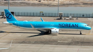 Photo of HL8559 - Airbus A321-272NX operated by Korean Air