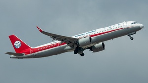 Photo of B-324K - Airbus A321-271NX operated by Sichuan Airlines