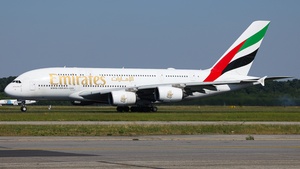 Photo of A6-EUM - Airbus A380-842 operated by Emirates