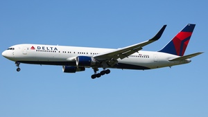 Photo of N189DN - Boeing 767-332(ER) operated by Delta Air Lines