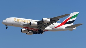 Photo of A6-EOV - Airbus A380-861 operated by Emirates