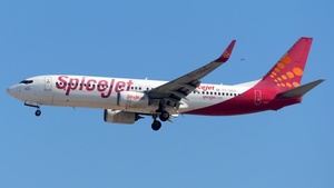 Photo of VT-SGV - Boeing 737-8GJ operated by SpiceJet