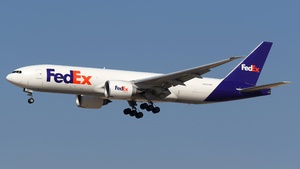 Photo of N886FD - Boeing 777-FS2 operated by FedEx