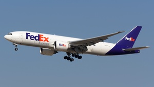 Photo of N897FD - Boeing 777-FS2 operated by FedEx