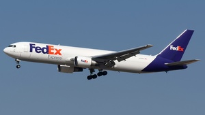 Photo of N126FE - Boeing 767-3S2F operated by FedEx