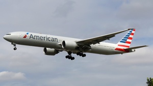 N721AN - Boeing 777-323(ER)