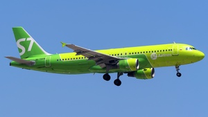 Photo of RA-73418 - Airbus A320-214 operated by S7 Airlines