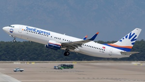 Photo of TC-SPK - Boeing 737-86N operated by SunExpress