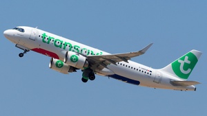 Photo of F-HXSI - Airbus A320-252N operated by Transavia France