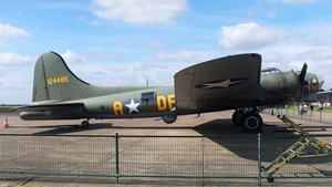 G-BEDF - Boeing ETB-17G Flying Fortress