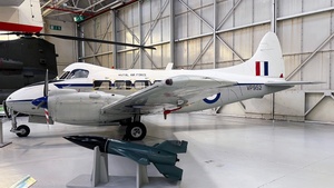 Photo of VP952 - De Havilland DH-104 Devon C.1 operated by Royal Air Force