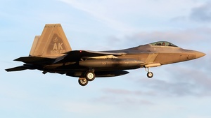 Photo of 10-4195 - Lockheed Martin F-22A Raptor operated by US Air Force