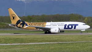 SP-LVK - Boeing 737 MAX 8