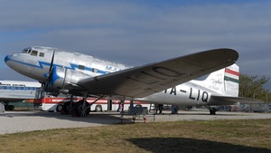 HA-LIQ - Lisunov Li-2T [Douglas DC-3]