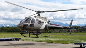 Photo of F-GJJH - Aérospatiale AS350B2 Écureuil operated by Mont Blanc Hélicoptères