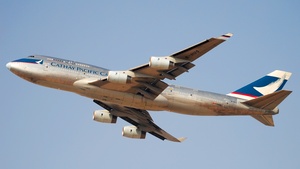 B-HUS - Boeing 747-444(BCF)