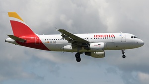 Photo of EC-KUB - Airbus A319-111 operated by Iberia
